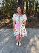 Load image into Gallery viewer, Floral print puff sleeve mini dress featuring contrast trim