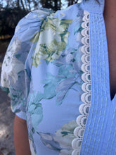 Load image into Gallery viewer, Floral print short puff sleeve mini dress