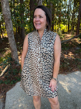 Load image into Gallery viewer, Stand Collar Animal Jacquard Dress
