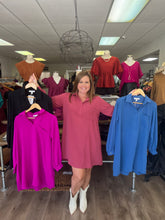 Load image into Gallery viewer, SY5211 LONG SLEEVE WOVEN COLLARED DRESS WITH SIDE POCKETS