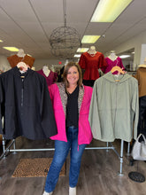 Load image into Gallery viewer, G21434 Leopard Lined Hood Windbreaker