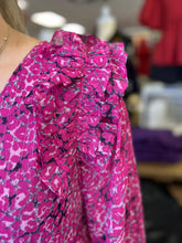 Load image into Gallery viewer, H21170 Print Chiffon Layer Ruffle Shoulder Top