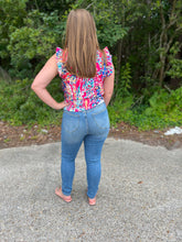 Load image into Gallery viewer, Judy Blue Control Top Light Wash Skinny