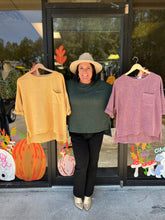 Load image into Gallery viewer, SY2722 Short Sleeve Light Weight Swater Top w/ Pocket