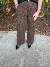 Load image into Gallery viewer, Animal print wide leg pants