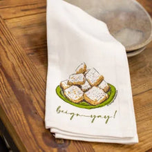 Load image into Gallery viewer, Beign-Yay Towel/Coffee Mug Gift Set