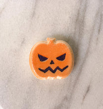 Load image into Gallery viewer, Luxury Holiday Bath Bombs