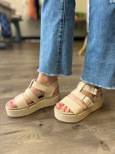 Load image into Gallery viewer, Drifter Platform Sandal