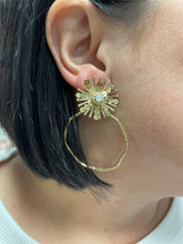 Load image into Gallery viewer, Taylor Shaye Sequin Sunburst Hoops