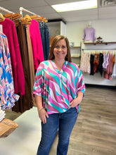 Load image into Gallery viewer, T10380A MULTI WAVE PRINT V NECK BATWING OVERSIZE KNIT TOP