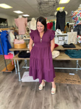 Load image into Gallery viewer, D18817 V-neck short sleeve tiered midi dress