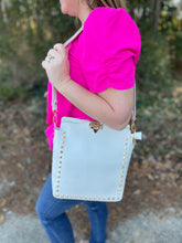 Load image into Gallery viewer, Studded Crossbody 2387
