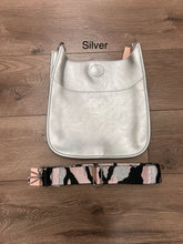 Load image into Gallery viewer, AhDorned Classic bag