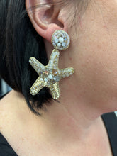 Load image into Gallery viewer, Starfish Beaded Earrings