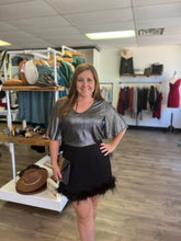 Load image into Gallery viewer, G9652 Feather Skirt