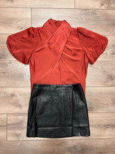 Load image into Gallery viewer, SKS4780 Faux leather mini skirt