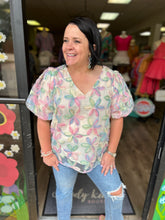 Load image into Gallery viewer, K6808 3D Floral Mesh Puffy Short Sleeve V-Neck Top