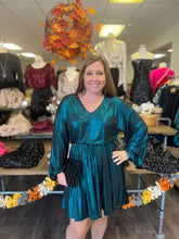 Load image into Gallery viewer, DM9472 Metallic Foil Textured Dress