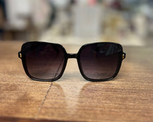 Load image into Gallery viewer, Retro Sunglasses