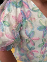 Load image into Gallery viewer, K6808 3D Floral Mesh Puffy Short Sleeve V-Neck Top