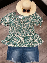 Load image into Gallery viewer, HY5577 Smocked Sweetheart Top in Tropical Print