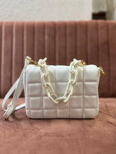 Load image into Gallery viewer, EH2261 Quilted Crossbody w/ chain strap and crossbody