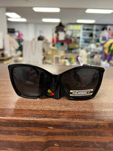 Load image into Gallery viewer, Polarized Sunglasses- Black with silver side detail
