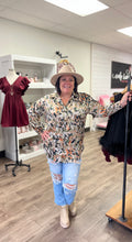 Load image into Gallery viewer, T19292 Print v-neck button up collared long sleeve top featuring tulip hem