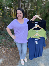 Load image into Gallery viewer, DZ23A790 V Neck with raw hem around neckline