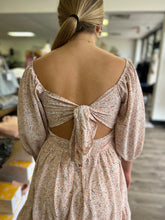 Load image into Gallery viewer, SS9354 Puff Half Sleeve Woven print dress