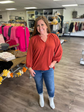 Load image into Gallery viewer, TG54116 Blouse top with 3/4 puff sleeves with a ruffled collar