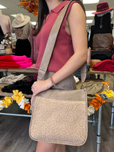 Load image into Gallery viewer, M1977 Messenger bags